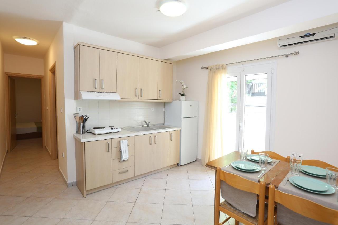 Palia Platia Apartments Pefkochori Buitenkant foto