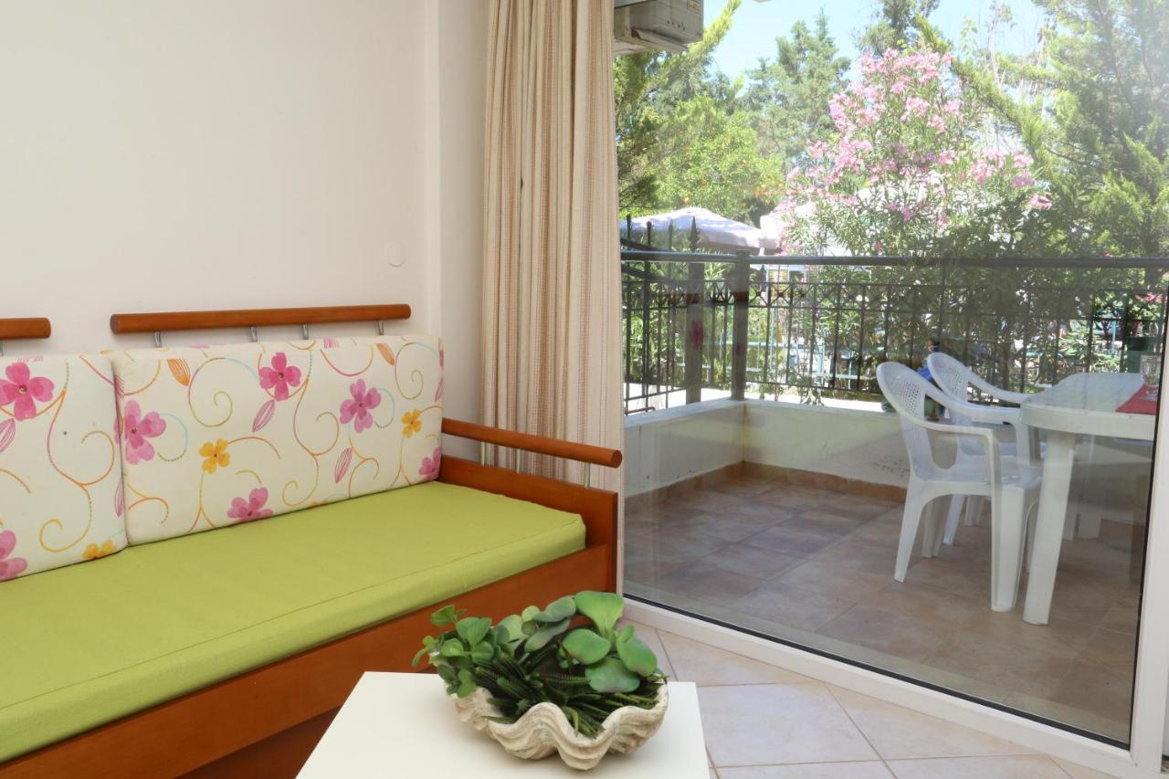 Palia Platia Apartments Pefkochori Buitenkant foto